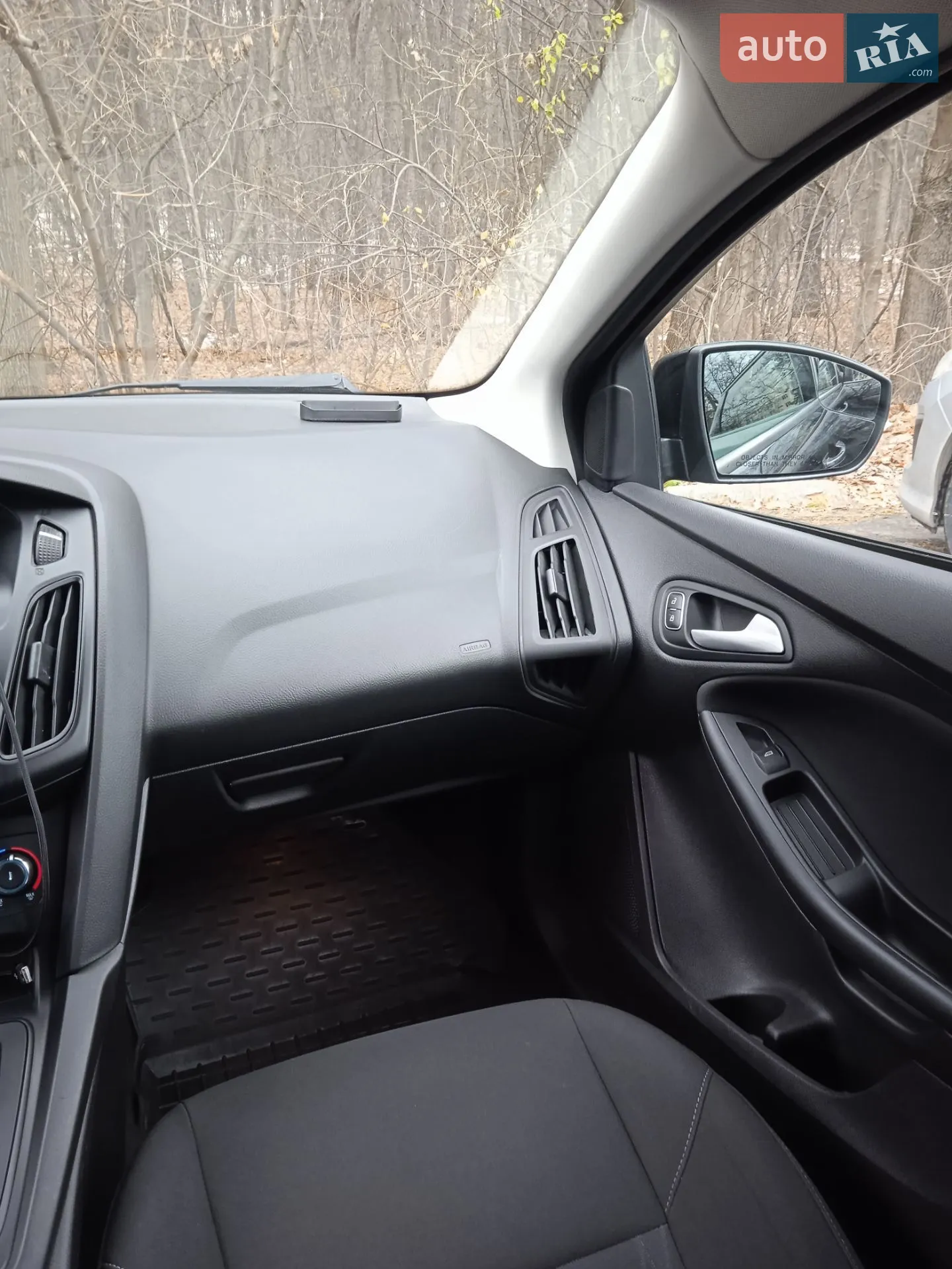 2015 Ford Focus - мініатюра 16