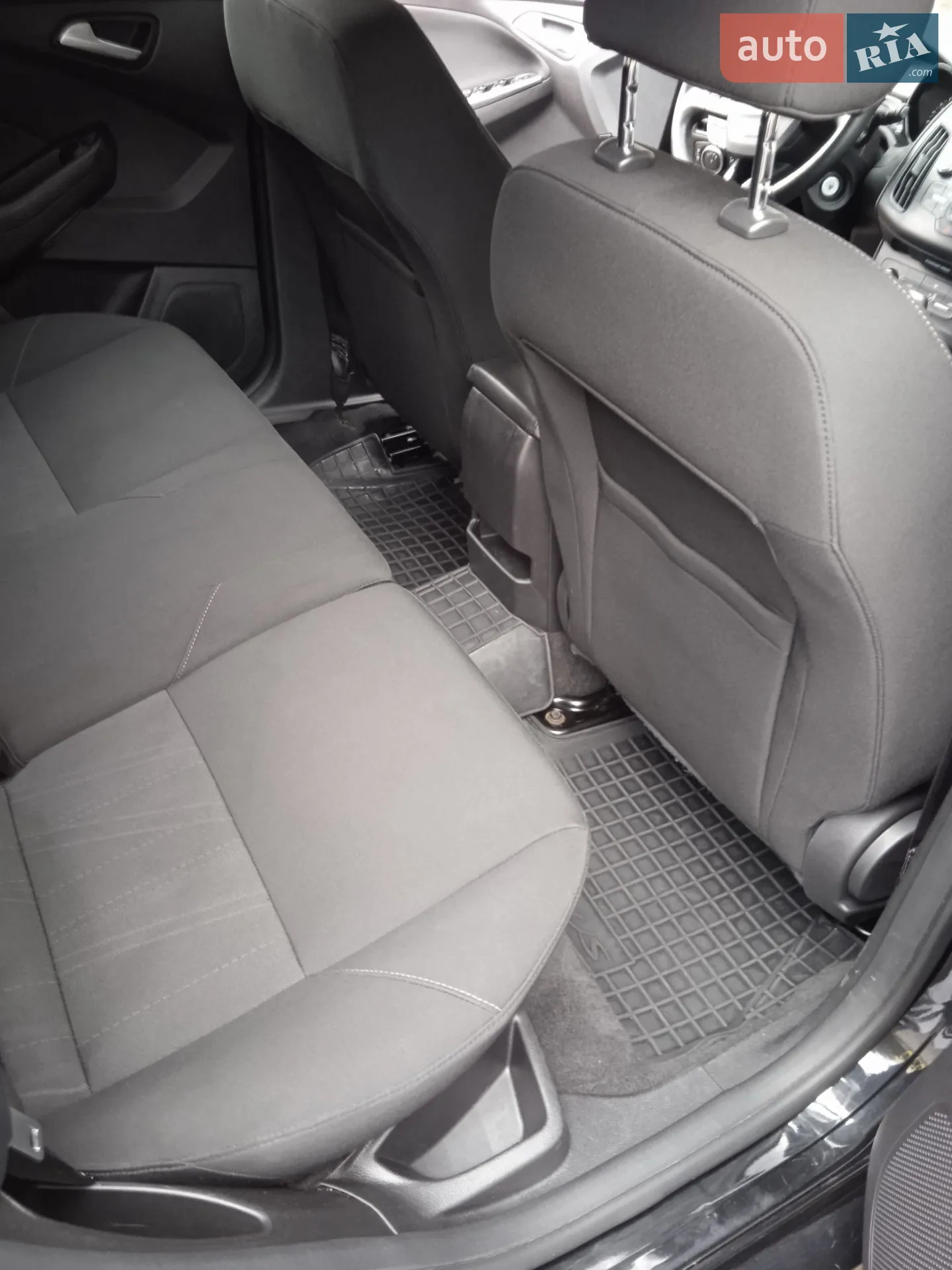 2015 Ford Focus - мініатюра 27