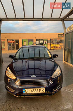 Седан Ford Focus 2017 в Львове