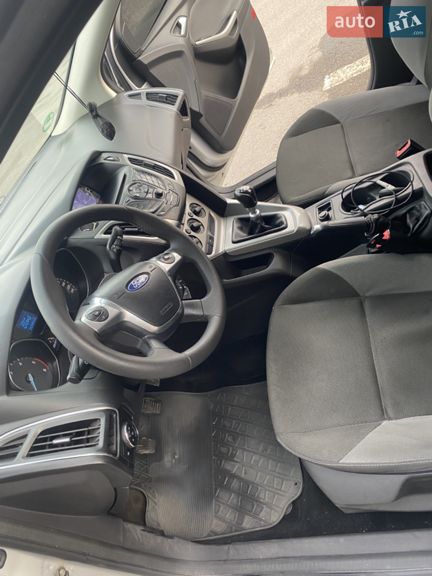 2012 Ford Focus - мініатюра 16
