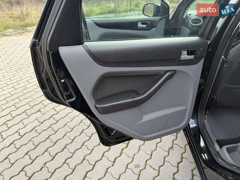 Універсал Ford Focus 2010 в Могилів-Подільському