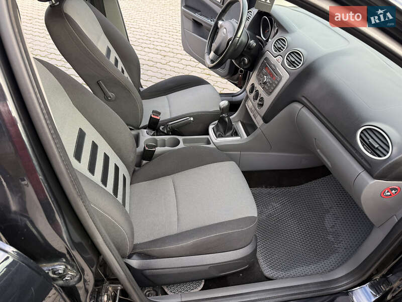 Універсал Ford Focus 2010 в Могилів-Подільському