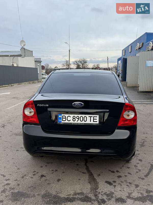 Седан Ford Focus 2008 в Каменке