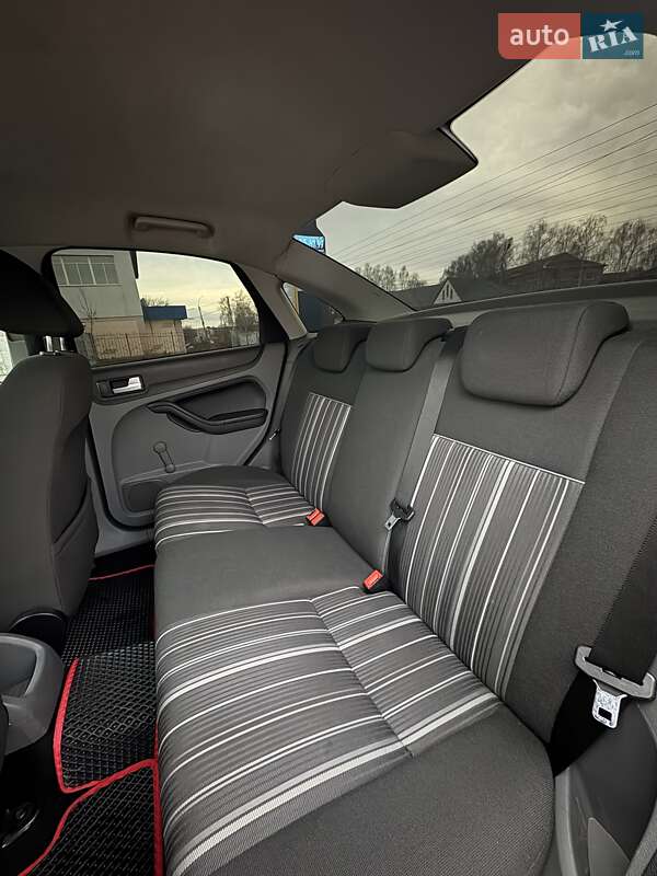 Седан Ford Focus 2008 в Каменке