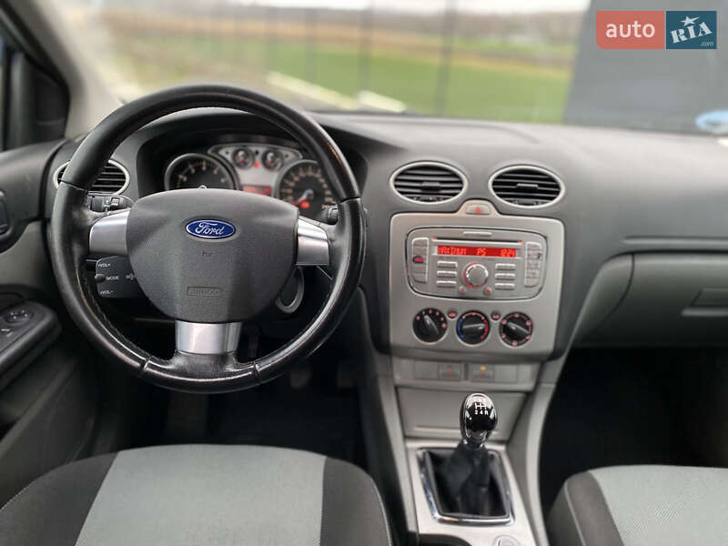 Универсал Ford Focus 2009 в Луцке