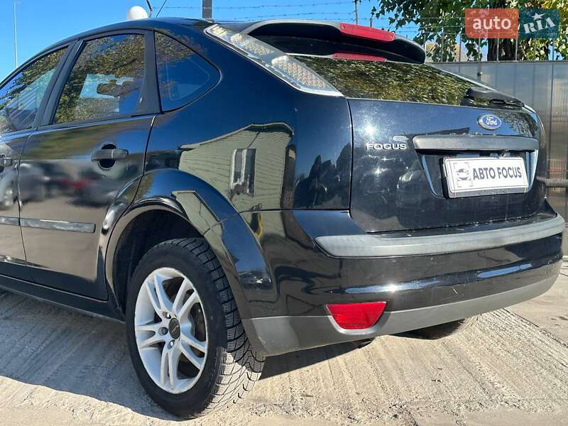 Хэтчбек Ford Focus 2006 в Киеве