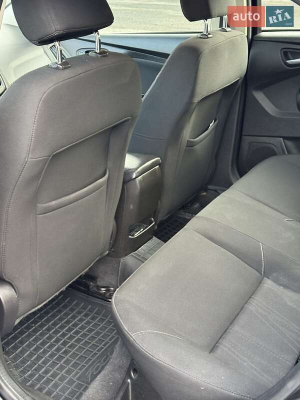 Седан Ford Focus 2016 в Ужгороде фото 11 Седан Ford Focus 2016 в Ужгороде