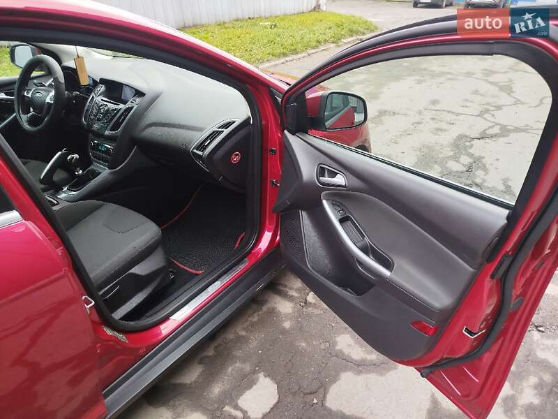 Хетчбек Ford Focus 2011 в Хмельницькому