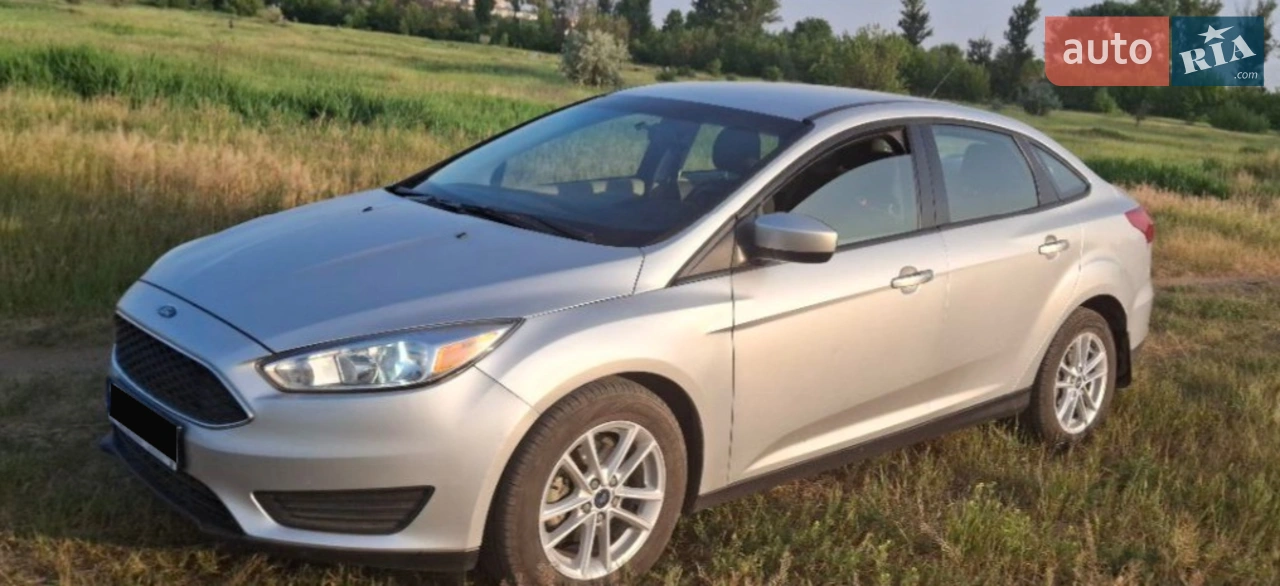 2017 Ford Focus - мініатюра 18