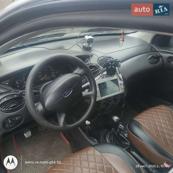 Седан Ford Focus 2005 в Дубно