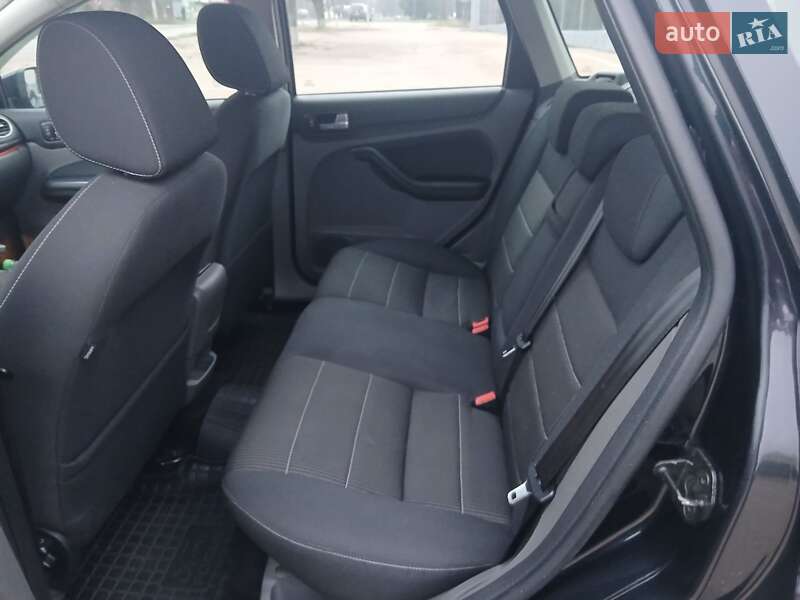 Универсал Ford Focus 2010 в Первомайске фото 20 Универсал Ford Focus 2010 в Первомайске