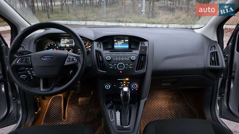 Хэтчбек Ford Focus 2014 в Золочеве