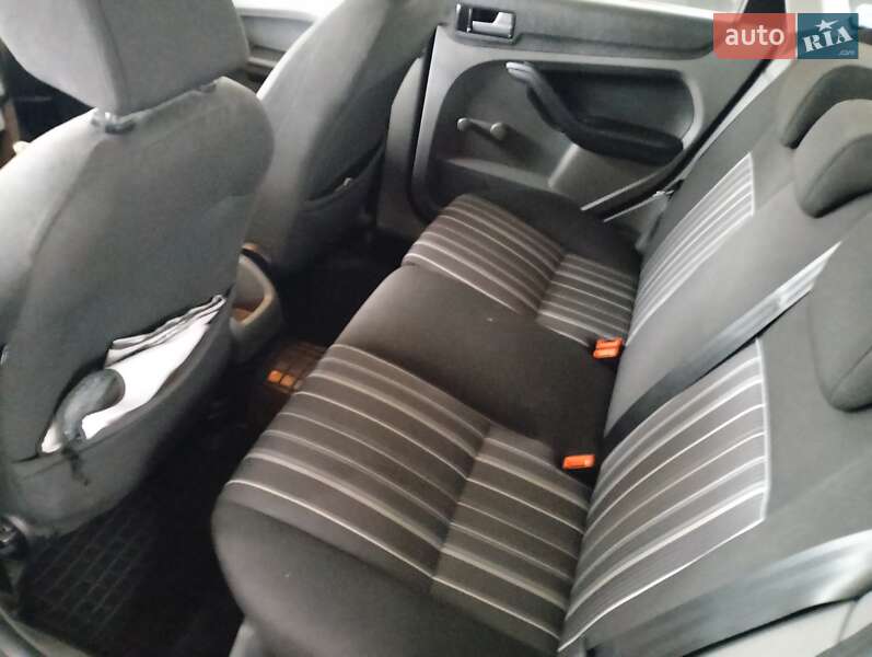 Универсал Ford Focus 2009 в Кременчуге фото Универсал Ford Focus 2009 в Кременчуге