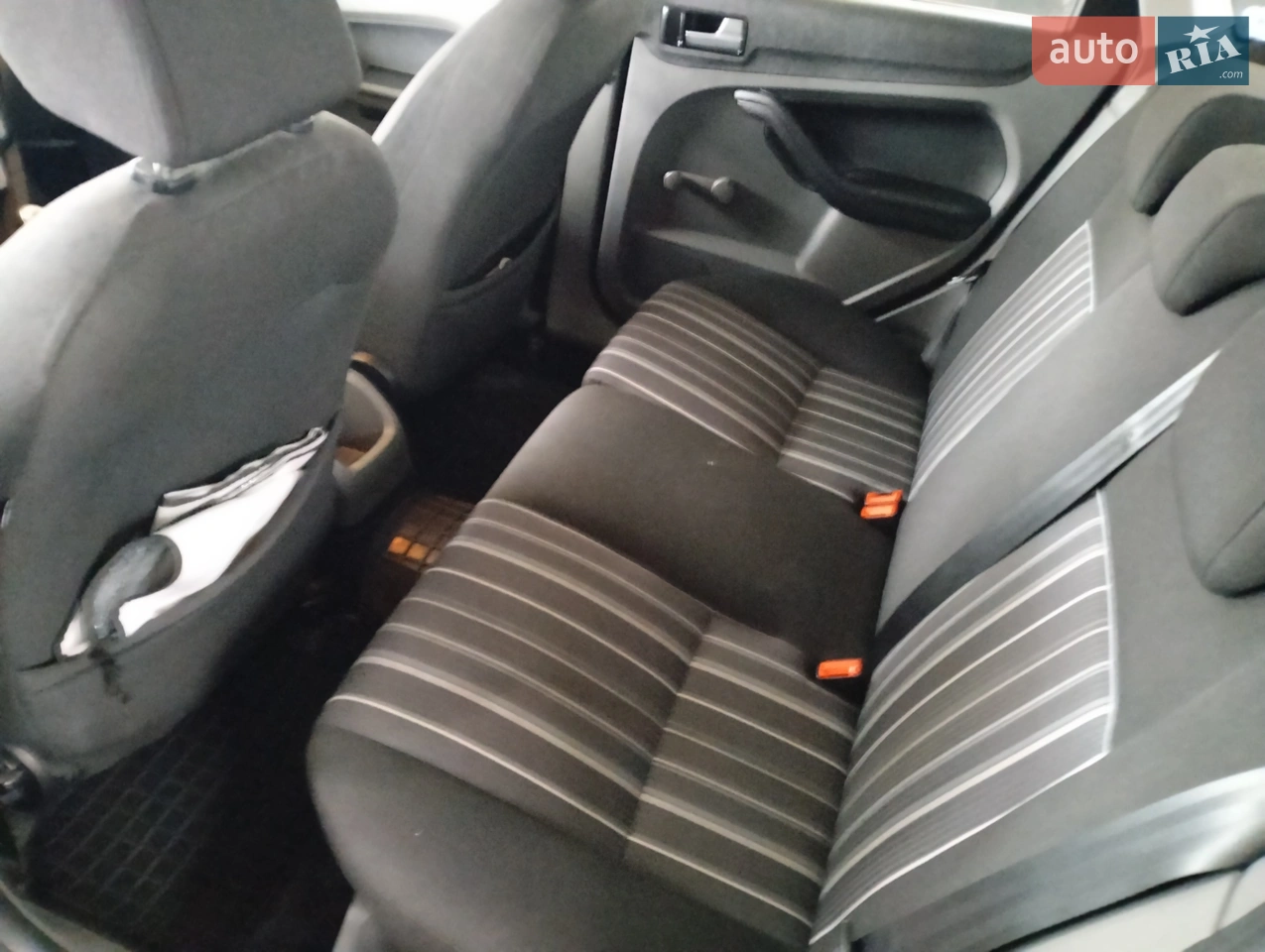 2010 Ford Focus - мініатюра 19