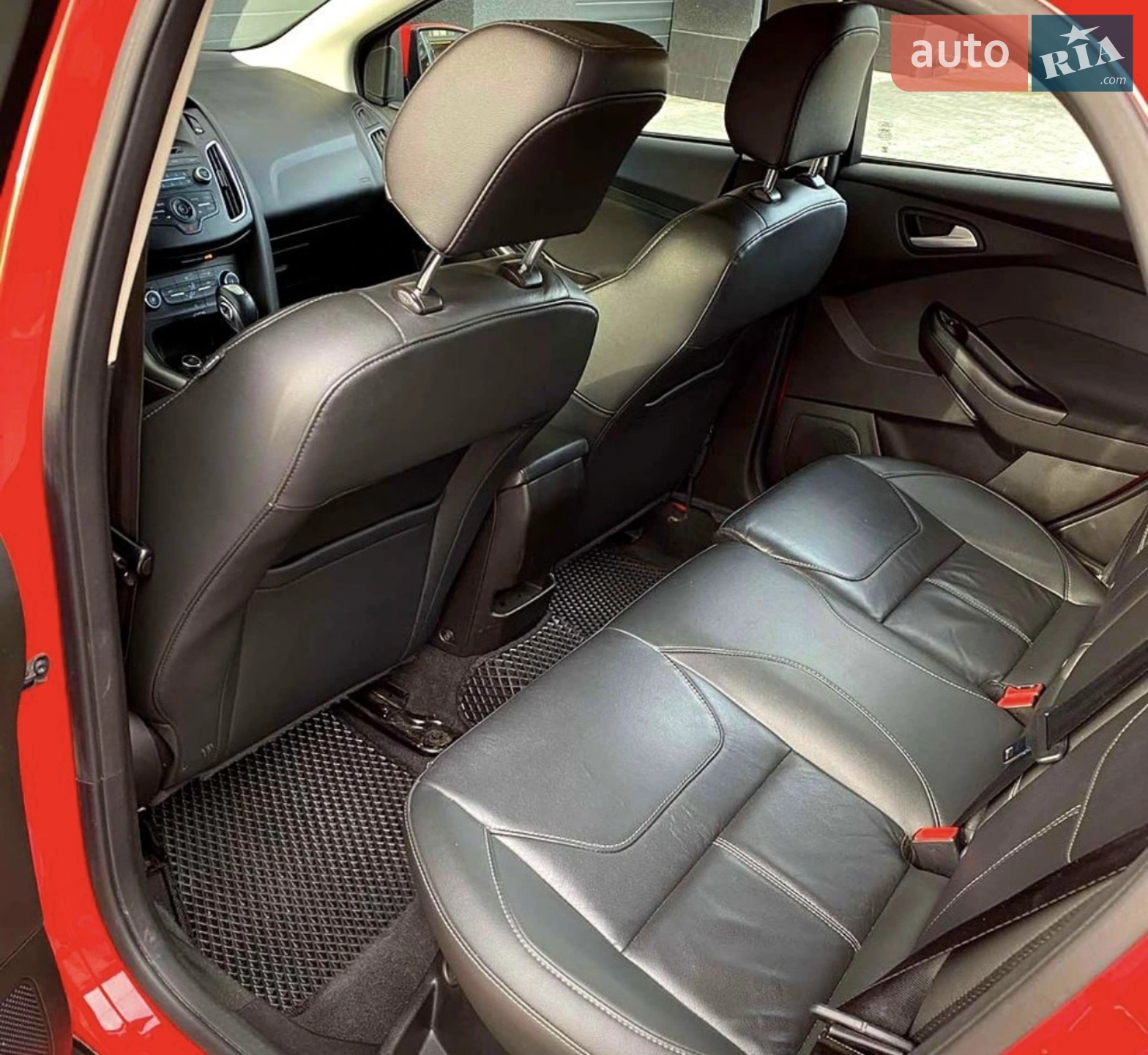 2016 Ford Focus - мініатюра 10