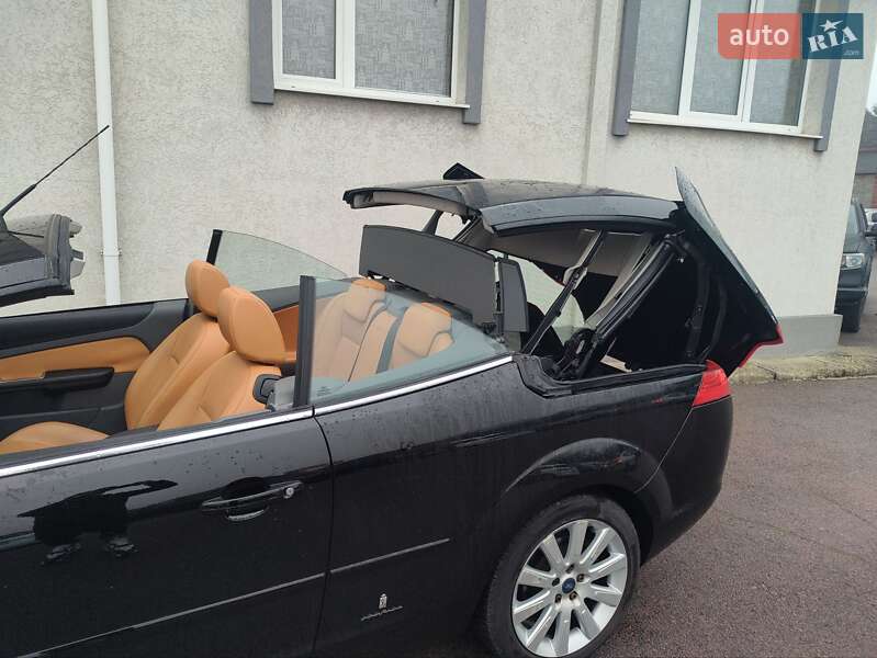 Кабриолет Ford Focus 2011 в Ровно