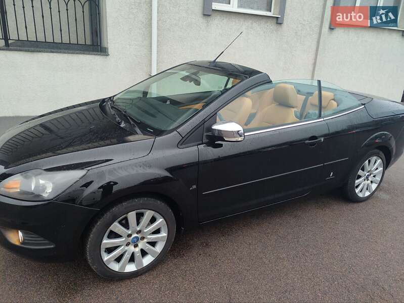 Кабриолет Ford Focus 2011 в Ровно