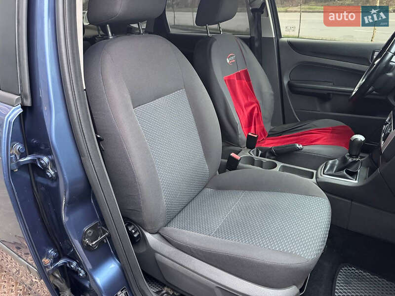 Седан Ford Focus 2006 в Хмельницком фото 26 Седан Ford Focus 2006 в Хмельницком