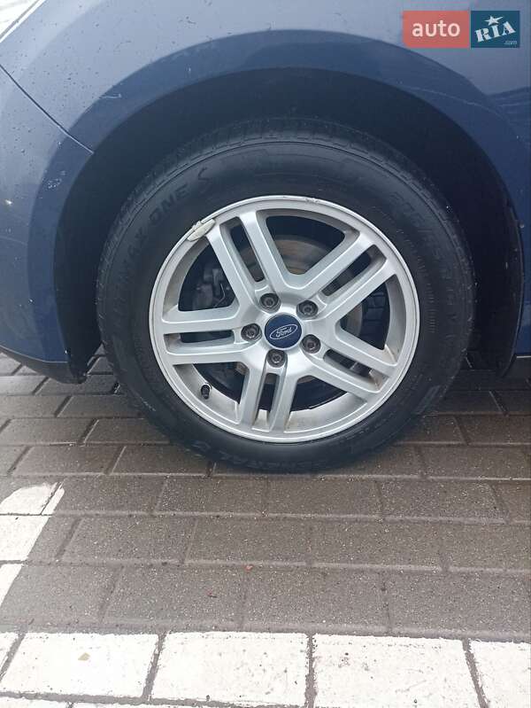 Универсал Ford Focus 2013 в Нововолынске