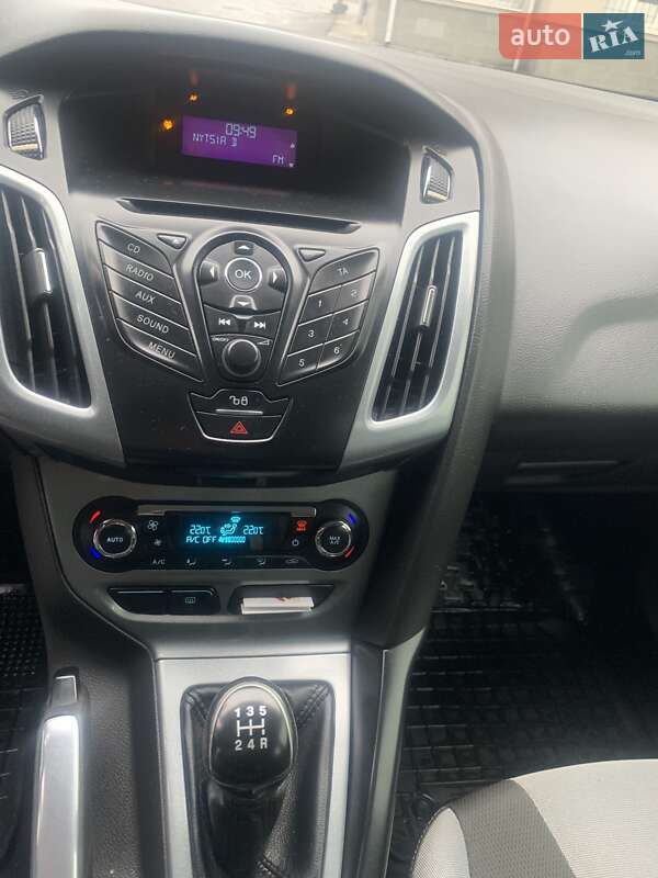 Хэтчбек Ford Focus 2012 в Днепре фото 23 Хэтчбек Ford Focus 2012 в Днепре