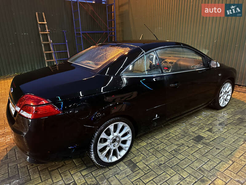Кабриолет Ford Focus 2007 в Хмельницком