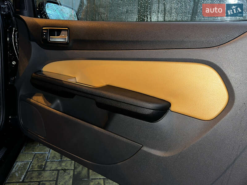 Кабриолет Ford Focus 2007 в Хмельницком