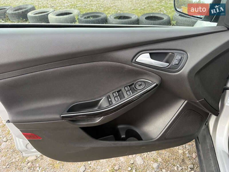 Седан Ford Focus 2016 в Шептицькому фото 14 Седан Ford Focus 2016 в Шептицькому