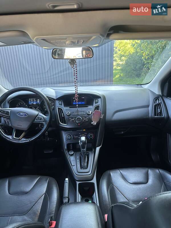 Седан Ford Focus 2016 в Сваляве фото 10 Седан Ford Focus 2016 в Сваляве