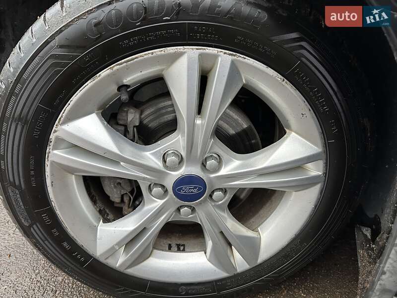 Хэтчбек Ford Focus 2012 в Львове фото 43 Хэтчбек Ford Focus 2012 в Львове