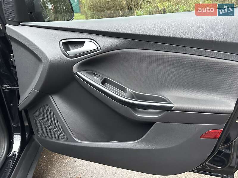 Хэтчбек Ford Focus 2012 в Львове фото 31 Хэтчбек Ford Focus 2012 в Львове