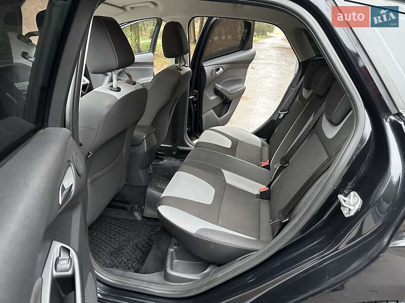 Хэтчбек Ford Focus 2012 в Львове фото 19 Хэтчбек Ford Focus 2012 в Львове