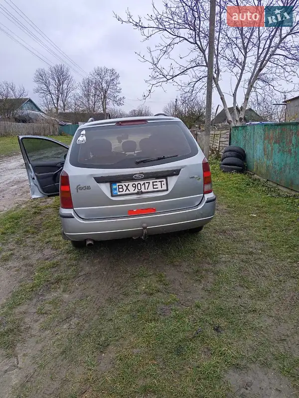 Ford Focus 2003 VIN WF0NXXGCDN3U79179 фото оголошення 3 з 41