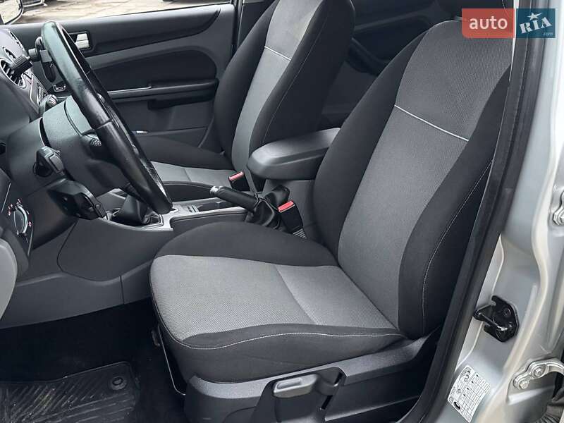 Хетчбек Ford Focus 2010 в Києві фото 21 Хетчбек Ford Focus 2010 в Києві