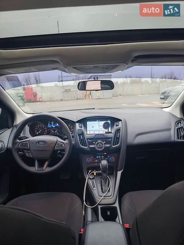 Хэтчбек Ford Focus 2016 в Киеве