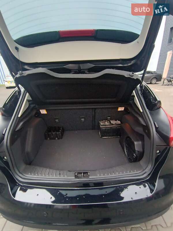 Хэтчбек Ford Focus 2016 в Киеве