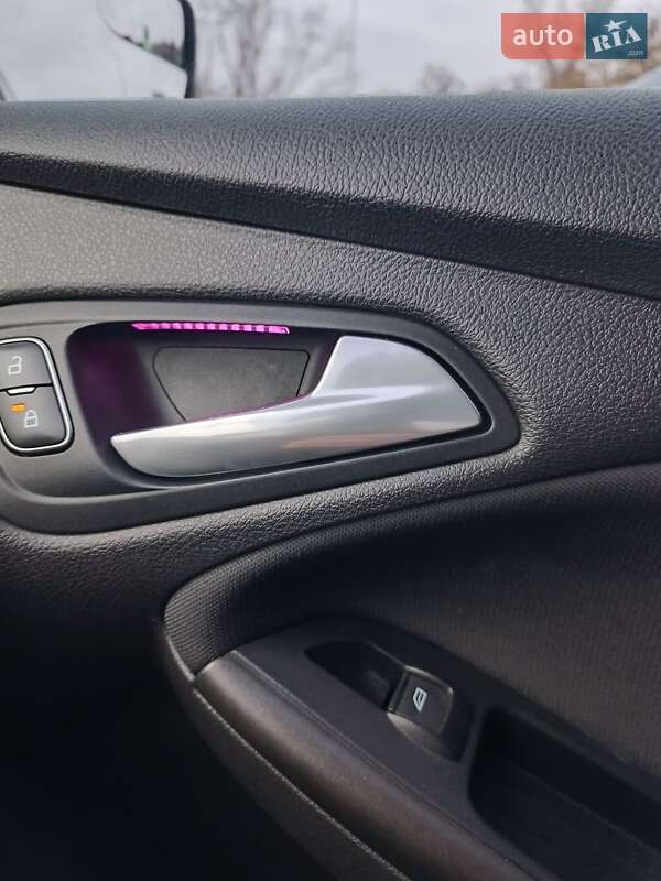 Хэтчбек Ford Focus 2016 в Киеве