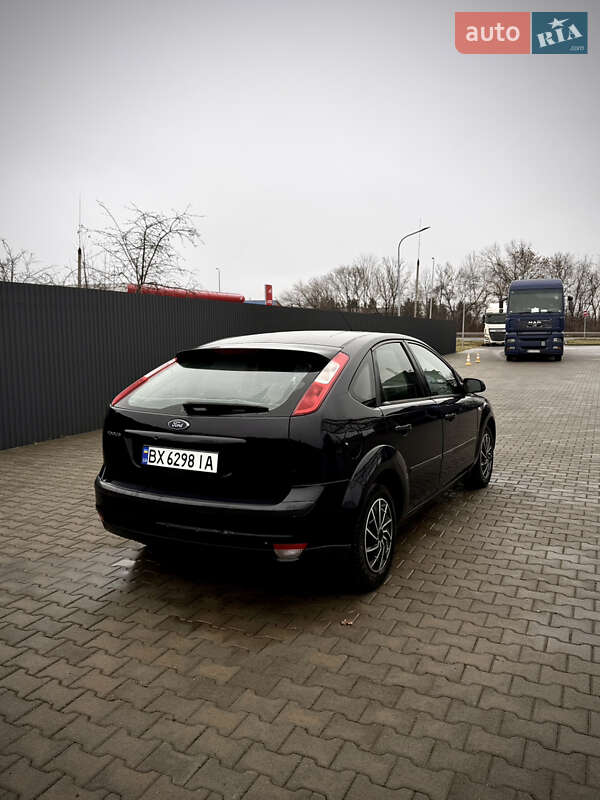 Хэтчбек Ford Focus 2006 в Хмельницком
