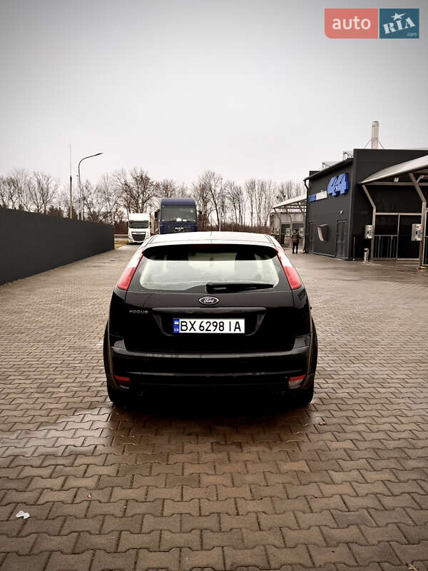 Хэтчбек Ford Focus 2006 в Хмельницком