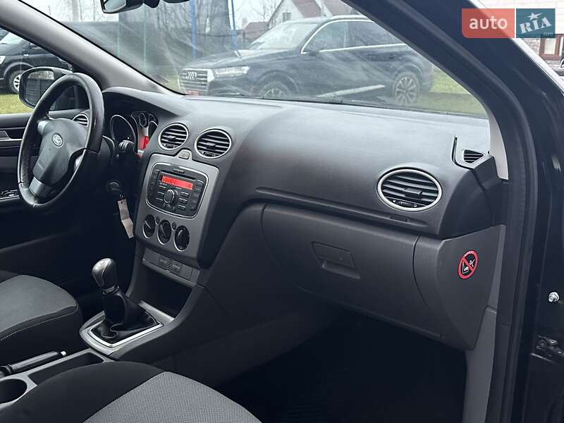 Универсал Ford Focus 2010 в Любешове