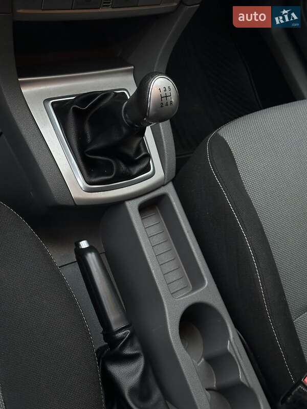 Универсал Ford Focus 2010 в Любешове