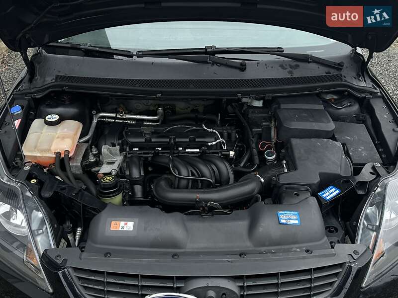 Универсал Ford Focus 2010 в Любешове