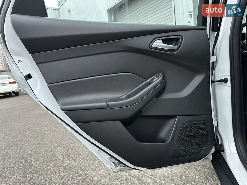 Седан Ford Focus 2017 в Києві