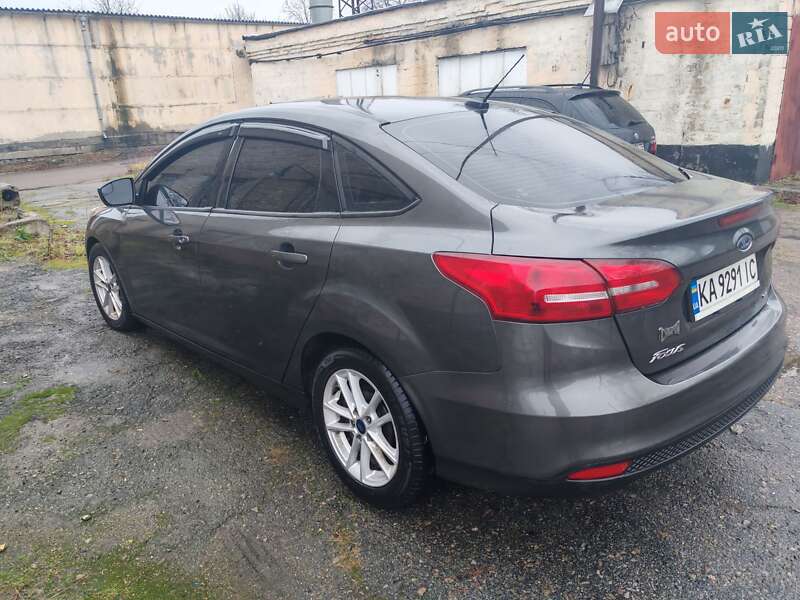 Седан Ford Focus 2017 в Киеве фото 3 Седан Ford Focus 2017 в Киеве
