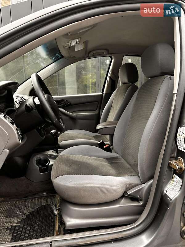 Седан Ford Focus 2003 в Луцке