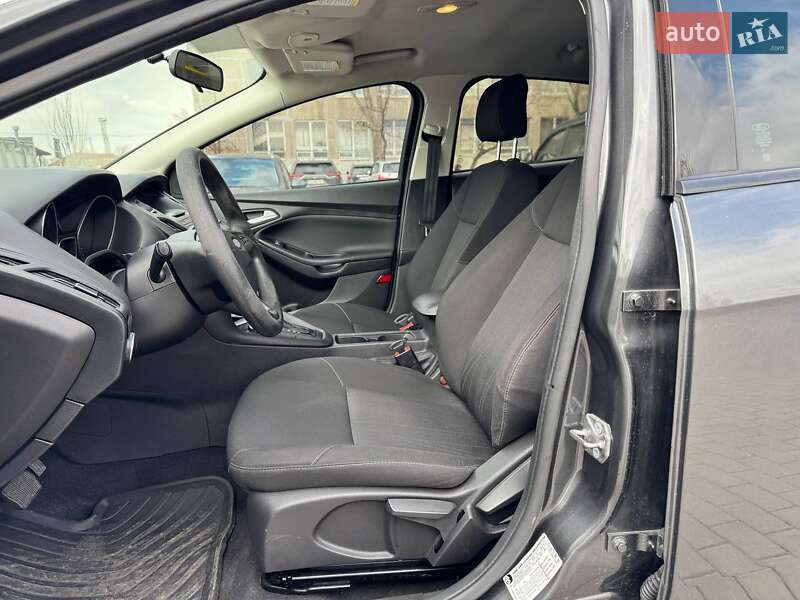 Седан Ford Focus 2017 в Дніпрі