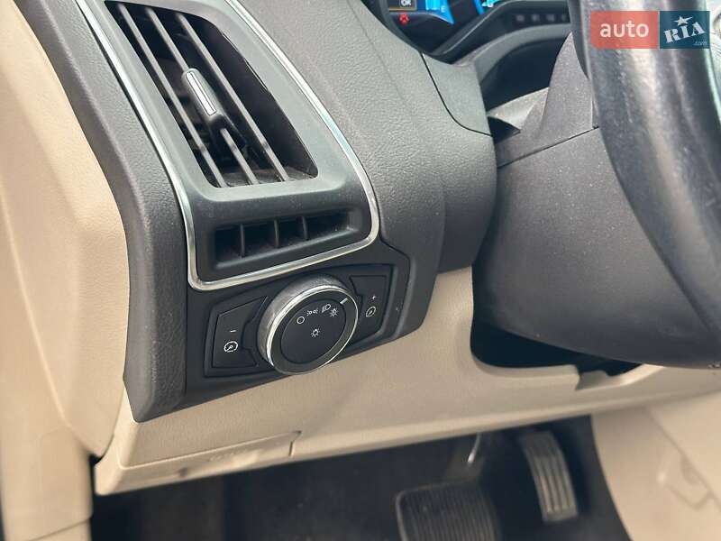 Хетчбек Ford Focus 2012 в Львові