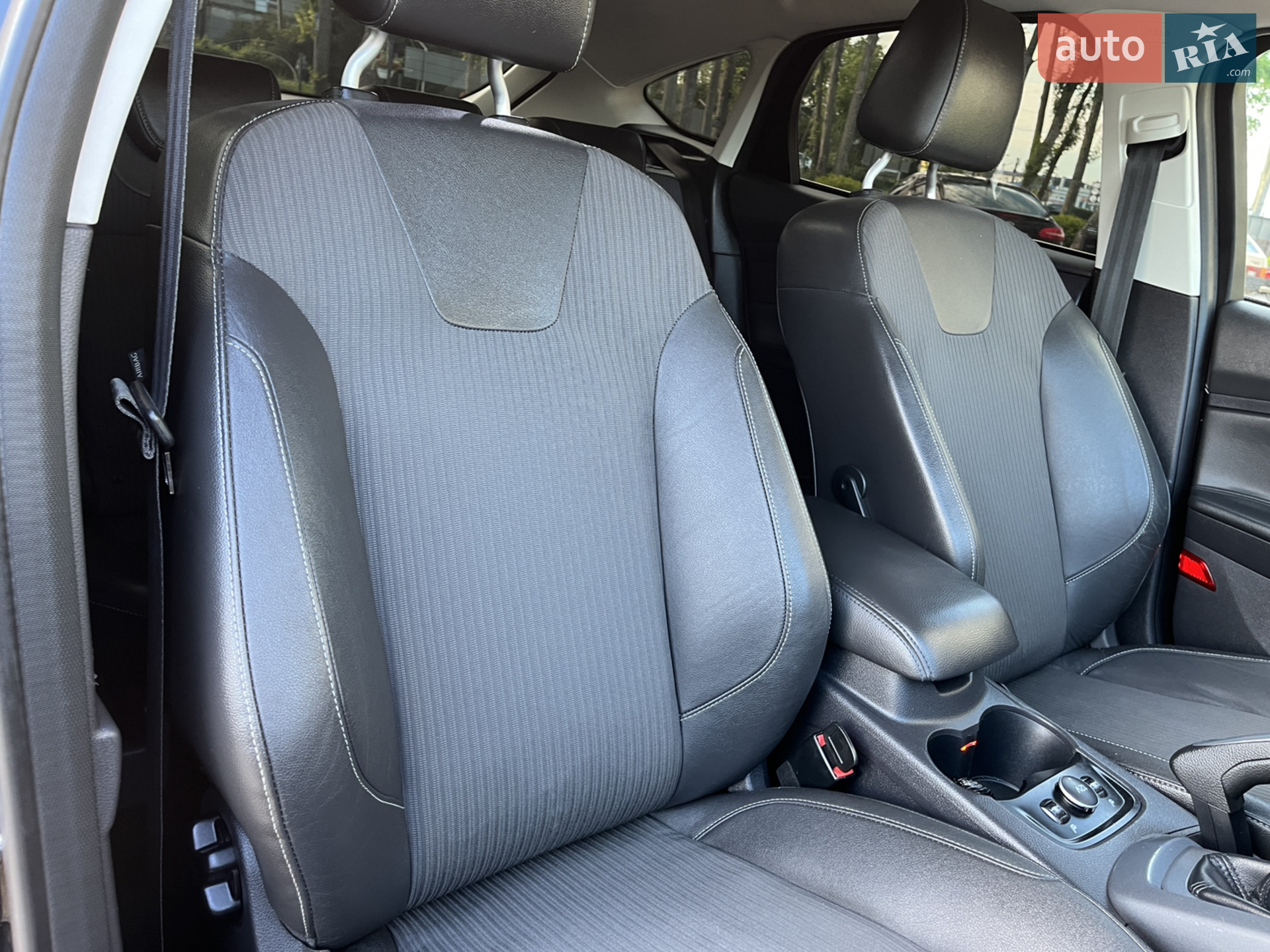 2012 Ford Focus - мініатюра 100