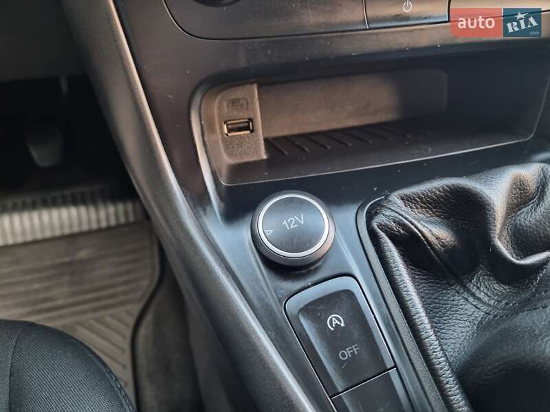 Хэтчбек Ford Focus 2015 в Харькове