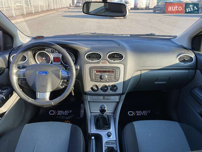 Хэтчбек Ford Focus 2010 в Львове фото 10 Хэтчбек Ford Focus 2010 в Львове