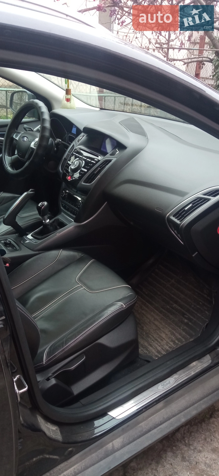 2011 Ford Focus - мініатюра 2